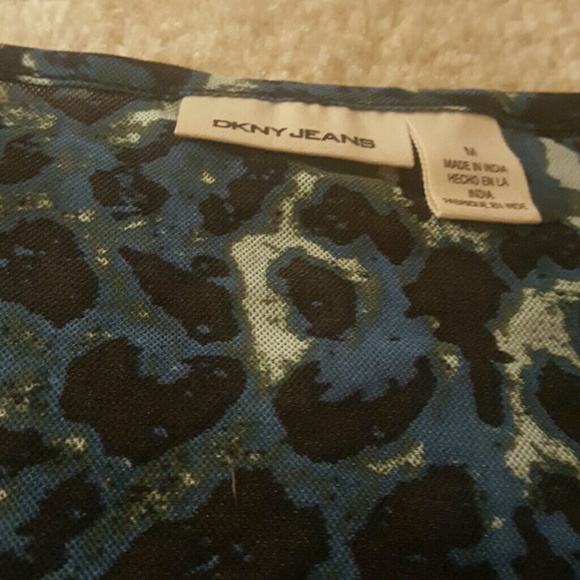 DKNY jeans Animal.Print top Blue leopard Med - Picture 7 of 7